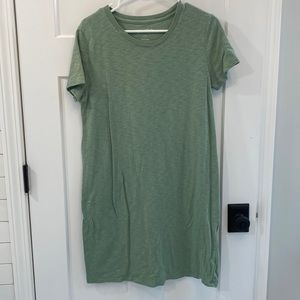 Universal Thread T-Shirt dress, green, size medium.